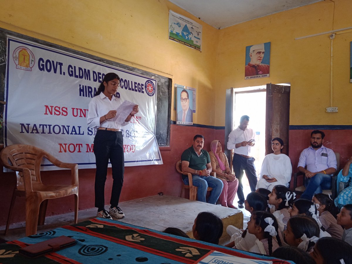 NssunitHgr's tweet photo. Day 2 of NSS special camp
@_NSSIndia unit of GLDM Degree college Hiranagar organised an interactive seminar at adopted school GMS Pathwal
@NssrdD @UniversityJammu https://t.co/Z79TnAvrGn