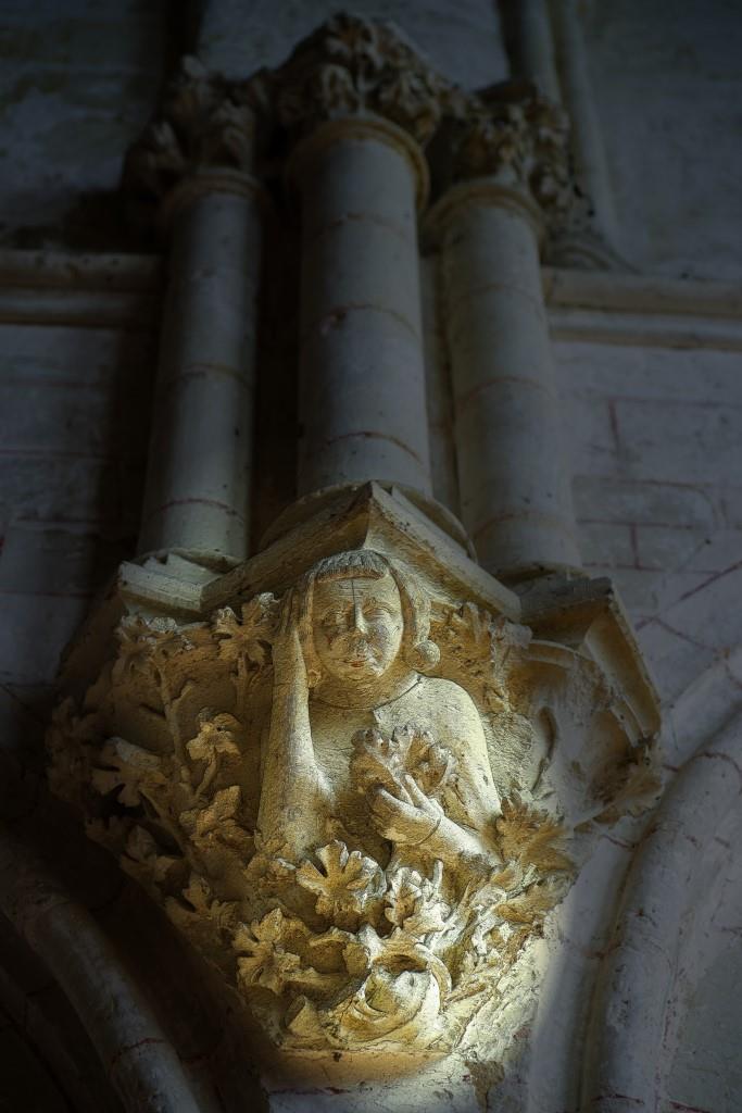 AbbayeNormandie's tweet photo. Prieuré Sainte-Gauburge #Orne. Placé sous le vocable de la patronne des apothicaires, l'installation de moines daterait de 1006. La nef gothique se termine par un chevet éclairé de hautes baies ornementées de feuillages. Abrite désormais @EcomuseduPerche (Crédit📷:Michel Dehaye) https://t.co/h5l2CHSAHT