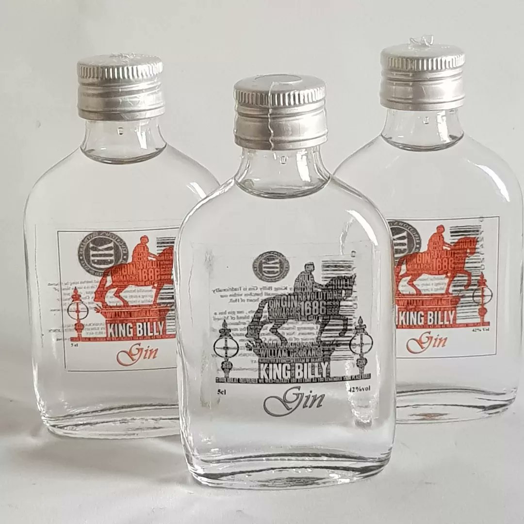 King Billy Gin (@kingbillygin) on Twitter photo Back in Stock!! ๐คฉ๐คฉ
Our popular Miniature King Billy Gin Gift Sets are now back in stock.
kingstowndistillery.co.uk 
#backinstock #minaturegins #gingifts 
#kingbillygin #kingbilly #williamoforange 
#orangegin #smokygin #Gin #historyofgin 
#Hull #Yorkshire #Glasgow #Edinburgh Back in Stock!! ๐คฉ๐คฉ
Our popular Miniature King Billy Gin Gift Sets are now back in stock.
kingstowndistillery.co.uk 
#backinstock #minaturegins #gingifts 
#kingbillygin #kingbilly #williamoforange 
#orangegin #smokygin #Gin #historyofgin 
#Hull #Yorkshire #Glasgow #Edinburgh