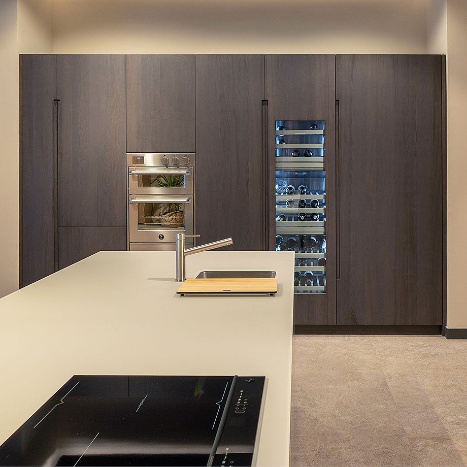 Interior_es's tweet image. La firma de #cocinas @MobalcoCocinas ha inaugurado una nueva #flagshipstore en el número 32 de la céntrica calle Alameda de Recalde de #Bilbao. 
-&amp;gt; mobalco.com
-&amp;gt; #Mobalco #MobalcoBilbao #ecodiseño #ecodesign #cocinassostenibles #sustainablekitchens #cocinasdemadera