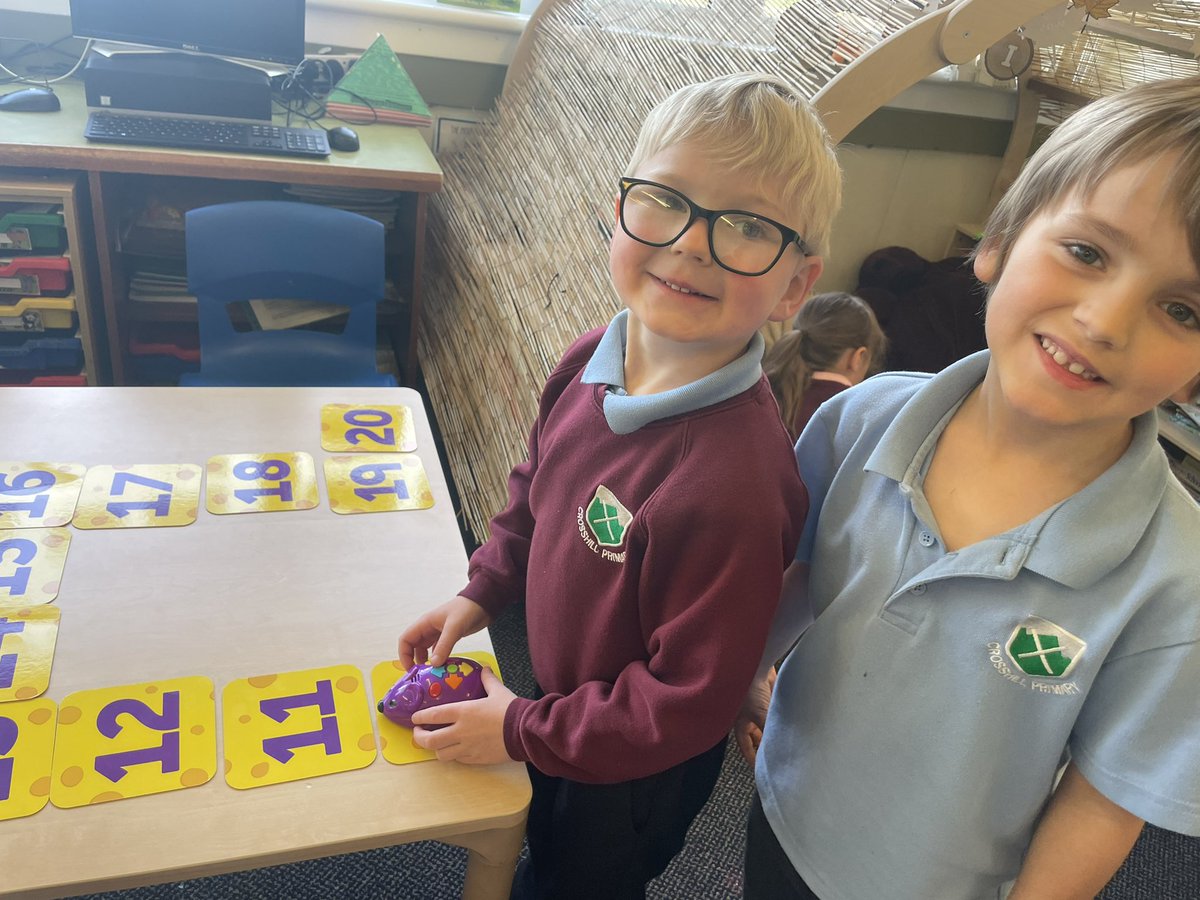 crosshill_ps's tweet photo. We are enjoying practicing our number and programming skills with our class robot mouse! #crosshillclass1 #sacdigitaltechnology #SACSTEM https://t.co/mhVf4bf8qP