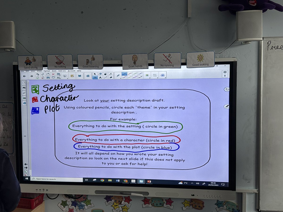 STOCSch's tweet photo. 4B are very busy this morning, setting the scene for their stories! It’s all in the planning! 💛💙👍🏻 @STOCSch @theliteracytree #settingthescene #imagination https://t.co/P6ZjPqf0gh
