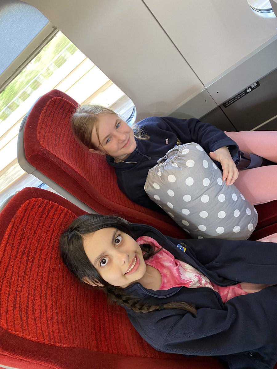 We’re on the train to Edinburgh! The children are all very excited. <a href="/wearenewington/">Newington Academy</a>