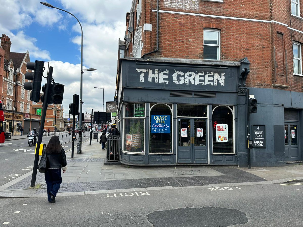shibi1999's tweet photo. Heya! @CompleatQuiz is on at @ The Green! Join me as I host a fun trivia night, for rounds on Business and Guess the Decade! The quiz starts at 7:30 pm! Book. Your. Table. https://t.co/TKbFYaeNYu