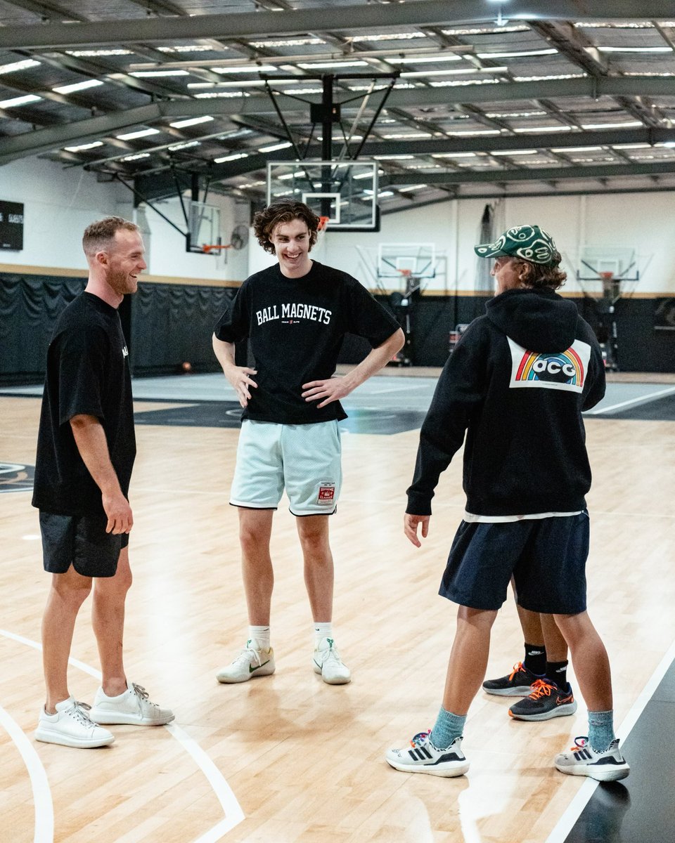 HoopCityAu tweet media