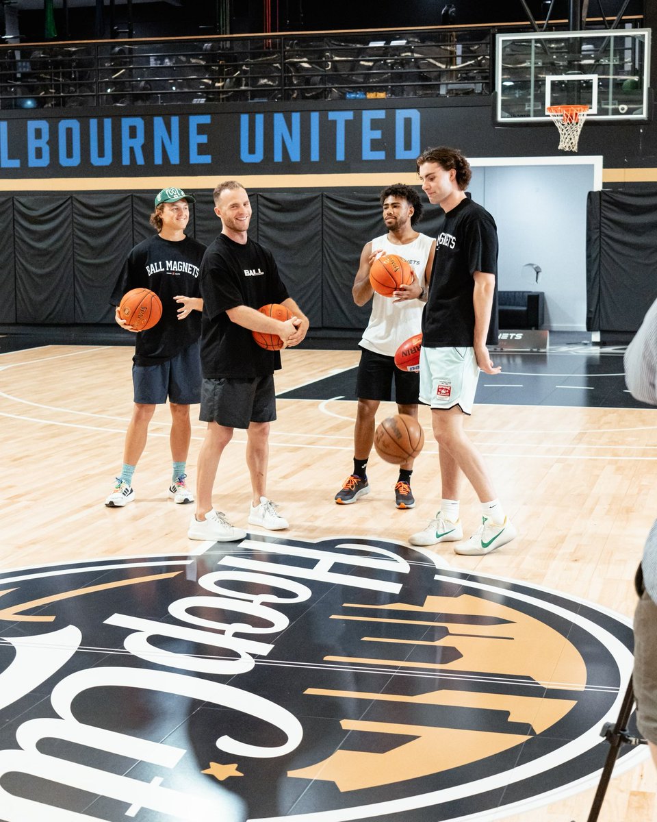 HoopCityAu tweet media
