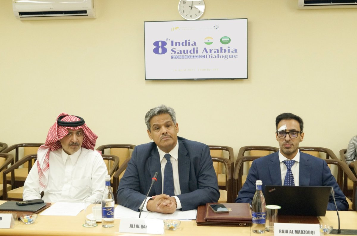 ICWA_NewDelhi's tweet photo. Session I on 🇮🇳-🇸🇦 Bilateral Relations of the 8th #India-#SaudiArabia Dialogue held today was chaired by Amb Sanjay Singh, Fmr Secy (East), @MEAIndia. Dr Ali Al Qarni, Head of the Centre for Asian Studies, @KSAPSAIDS; Dr @LakshmiP84, RF, ICWA; Dr Raja Al Marzouqi, Prof #PSAIDS & Senior Economist, @MEPSaudi & Mr Manish Mohan, Senior Director –International, @FollowCII, New Delhi were the speakers.
🇮🇳🇸🇦