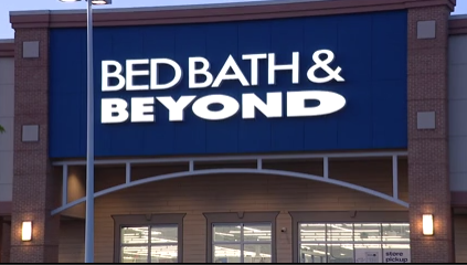 FOX29philly's tweet photo. The countdown to the end begins! Time is almost up to use those coveted coupons. @HankFox29 is in Cherry Hill breaking down everything you need to know about the last days of Bed Bath and Beyond.
#fox29goodday #fox29philadelphia
@FOX29philly
@thomasdrayton
@KarenFox29 https://t.co/cVRJzWoIYd