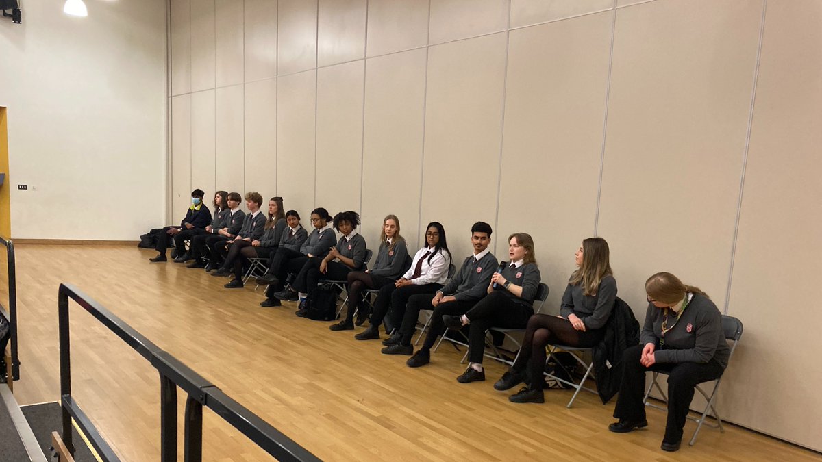 stcyres6th's tweet photo. Great questions from the floor and some fantastic responses from all the Senior Student candidates in today's Hustings. #stcytreschat #Classof2024 #SeniorStudents #amazingcandidates https://t.co/tcSr3VL6EY
