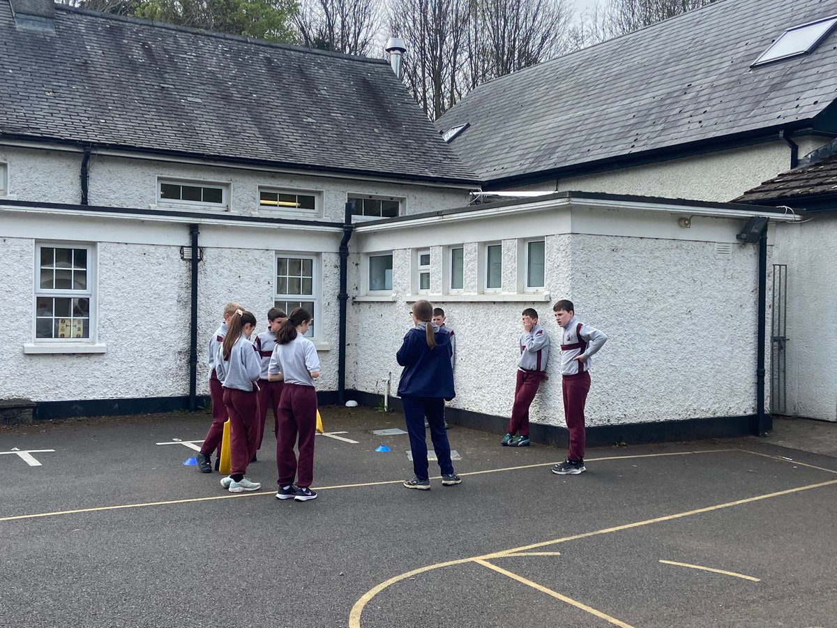 Edtownactive's tweet photo. Great morning for our third day of #ASW23 we all walked up to school this morning from Springvale and then cricket lessons with Naomi  for all classes all morning ! @ActiveFlag @cricketireland https://t.co/ClJEb8c7dT