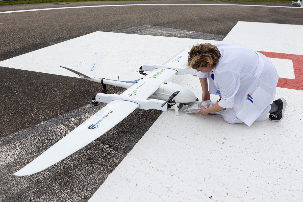 Successful take-off: 🛩️ For the first time in Europe, #drones are on regular flight operations in medical logistics. The <a href="/Helios_Kliniken/">Helios Gesundheit</a> have received the necessary approval to transport laboratory samples between the hospitals in Breisach &amp; Müllheim, Germany.