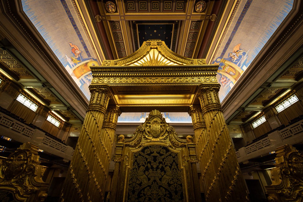 Congratulations to all, especially members of our Province, who are being invested with their new <a href="/UGLE_GrandLodge/">United Grand Lodge of England</a> ranks at today's meeting at <a href="/FreemasonsHall/">Freemasons’ Hall</a> 🙌