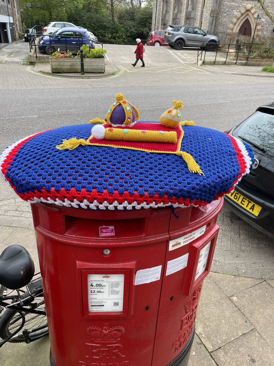 How fantastic only in #Totnes can you get the Crown Jewels on a post box. A wonderful decoration for the coronation.