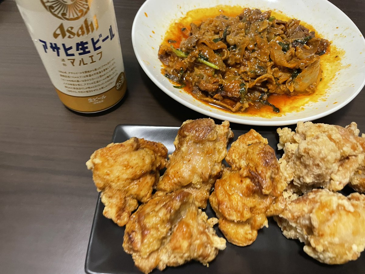 お肉は昨日の残り🤭
この唐揚げはほんと美味しいんだよなあ🤤