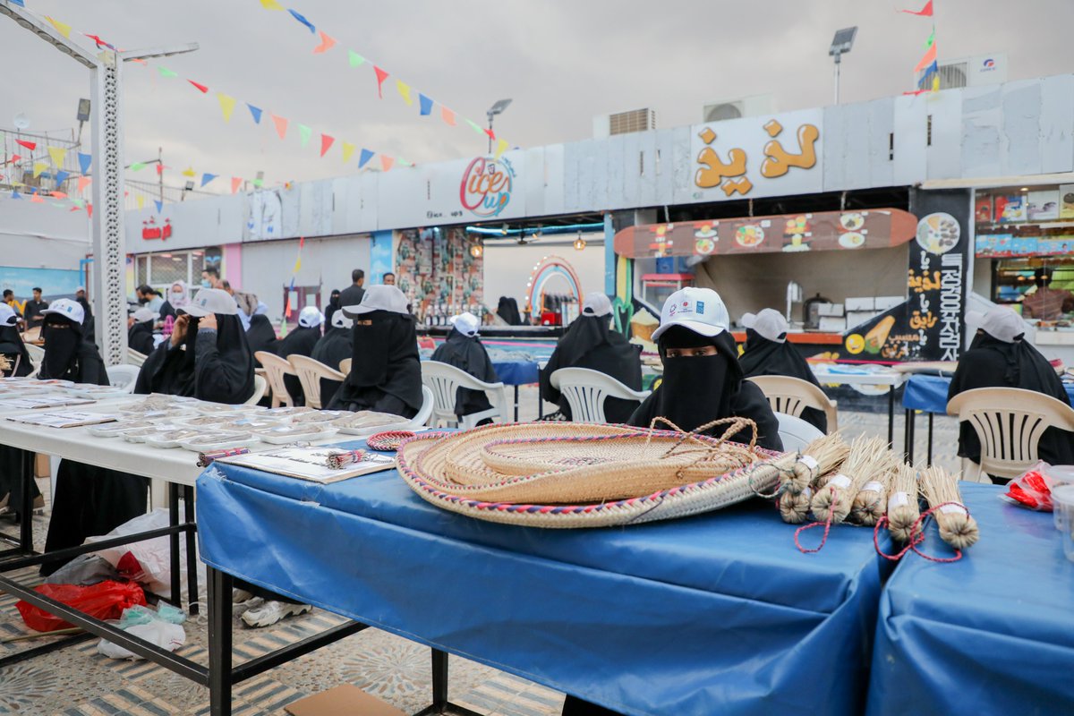 UNDPYemen's tweet photo. 🎉great news! @UNDP's #RELACC project wins 2023 Evaluation Excellence Award for promoting #genderequality & sustainable development in Yemen!
Let's celebrate our efforts in empowering 🧕& rebuilding livelihoods #sustainably!
Thanks to @UNDP_Evaluation
https://t.co/uxlhJ4EtUC https://t.co/m50QDUITDP