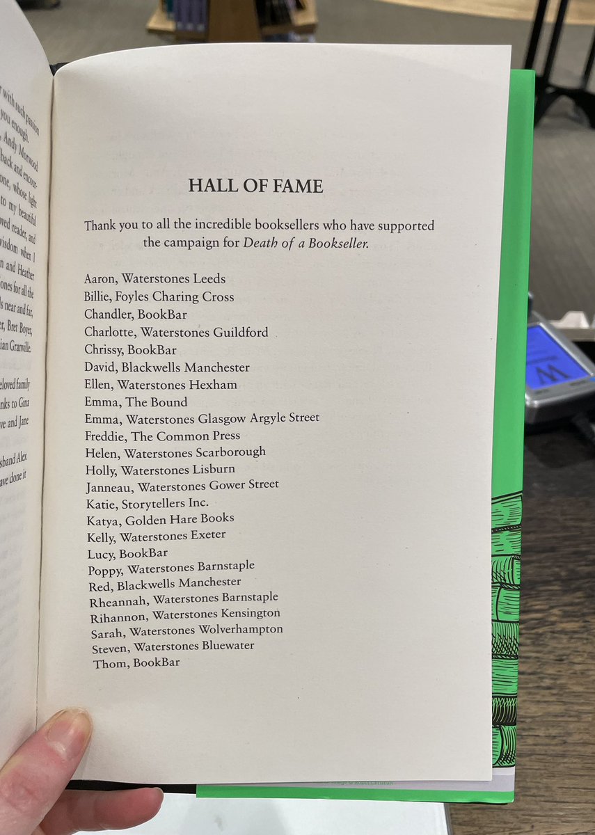emmarosemeechan's tweet photo. The most Horrible Little Book of 2023 is here! #DeathofaBookseller by @alicemjslater has arrived @WStonesArgyleST with a custom recommendation card from me AND a hall of fame mention!! 🐌 so happy to see one of my fave books of the year out in the world!! 💚🩷 https://t.co/hOc5iMAZex