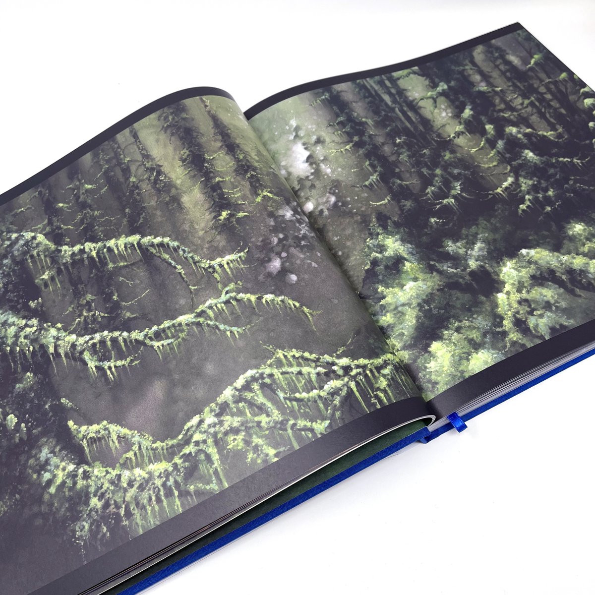 Next Thursday 4.05 at 
Coningsby Gallery
30 Tottenham Street
London W1T 4RJ

Arik Roper: Vision of The Hawk
Exhibition &amp; launch for our monumental collection of <a href="/Arik_Roper/">Arik Roper</a> artworks. 

Prints &amp; books will be for sale, and Arik signing.

From 5pm – 9pm.

coningsbygallery.com/exhibition/ari…