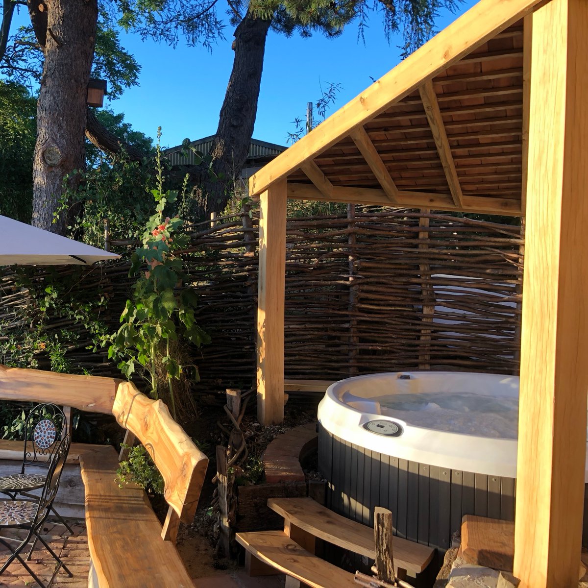 cotswolds_uk's tweet photo. ⭐️ EXCLUSIVE HOLIDAY COTTAGE OFFER! ⭐️
We have partnered with Heath Farm Holidays to offer 15% off any break booked between April 26th and 31st May 2023!
▶️ Use code 'VTC15' at checkout.
https://t.co/UIIRVzOwz9
#heathfarmholidays #visitthecotswolds #heathfarm https://t.co/TYEbApozA9