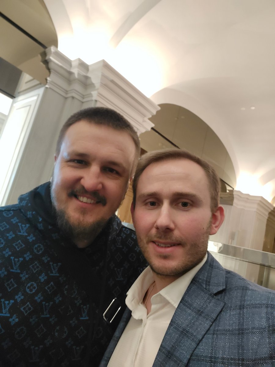 Ja już po długiej rozmowie z @AKrassyuk 🇺🇦 Poważne widoki na Usyk - Dubois w 🇵🇱 na przełomie lipca i sierpnia. Warszawa? Byłoby idealnie. Sam @usykaa na pomysł stoczenia walki w Polsce zareagował bardzo, ale to bardzo optymistycznie. Więcej dzisiaj w @przeglad