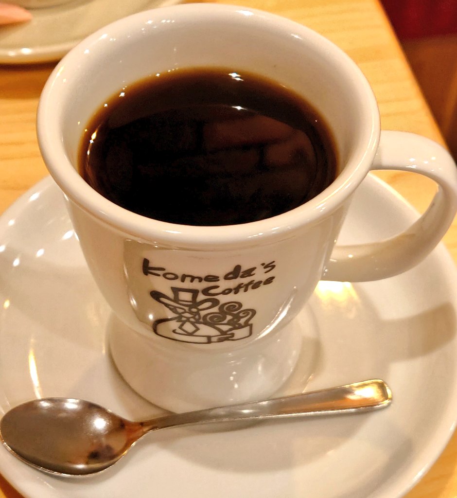 HIRO_JO3WGV's tweet photo. なんば まで戻って、
#itscoffeetime
#コメダ珈琲店 
#コメ黒 #ヒレカツミニ 
#シロノワールブラックモンブラン https://t.co/u0tpMEjMxj