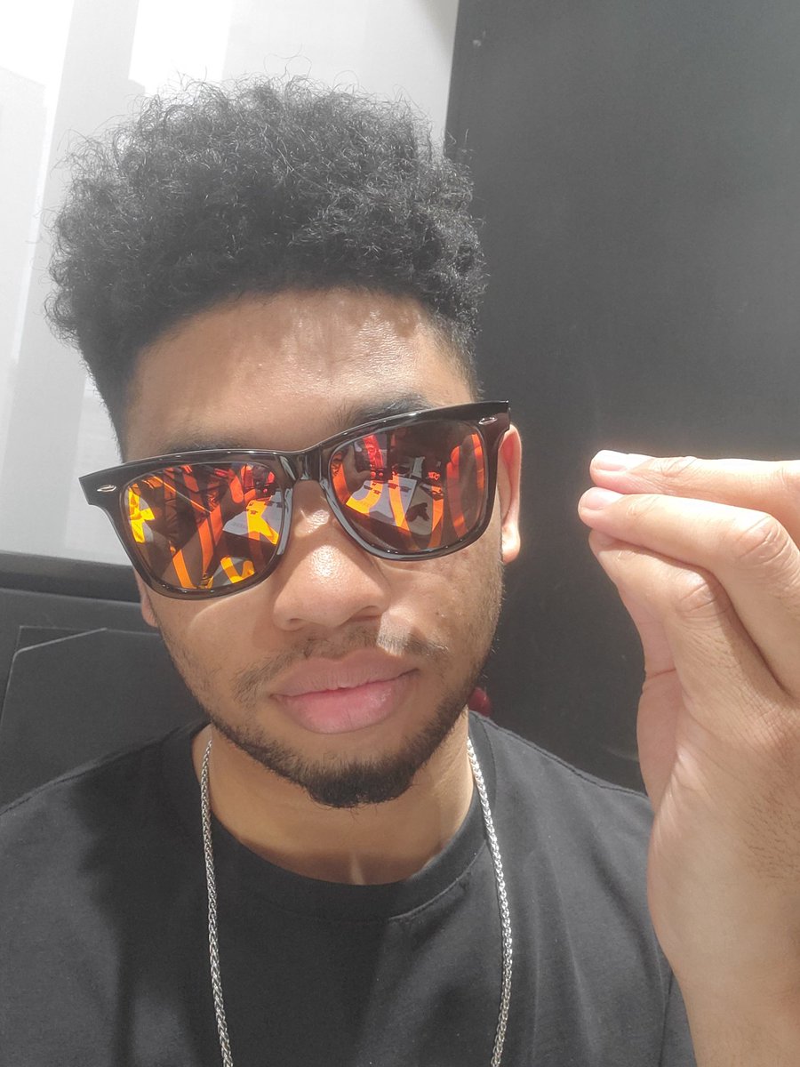 At the <a href="/QDotStudio/">Q STUDIO</a> office right now, Fk U <a href="/CetsNFT/">Cets Community</a>