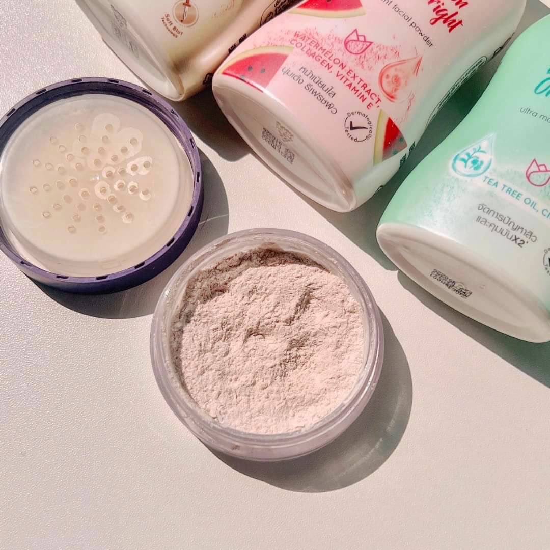 MARSreview's tweet image. มาแจกสูตรผสมแป้งพอนด์ส ลองแล้วปังมากก🥣✨ แป้งสูตรเบลอรูขุมขน+ตัวแม่ผิวรีเฟรช+ ตัวแม่คุมมันลดสิวx2 (สีทอง+แตงโม+สีมิ้นท์) ได้แป้งคุณภาพปังเทียบแป้งเคาน์เตอร์แบรนด์เลยเอาจิง ทาแล้วฟินิชผิวสวยมาก ผิวคือเนียนกริบแถมช่วยคุมมัน เซ็ตรองพื้นอยู่ทั้งวัน #แป้งPondsตัวแม่