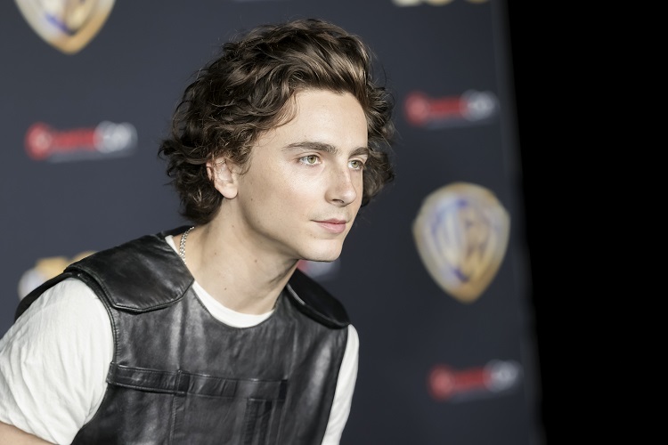 timotheenet's tweet photo. If you haven't had your fill of #TimotheeChalamet at #CinemaCon2023 yet, here's more. https://t.co/H0EsQyQfyk