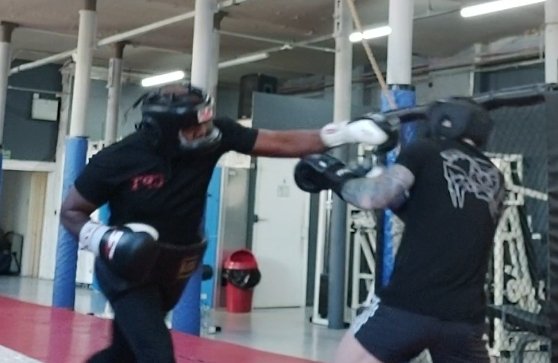 martin_gooden's tweet image. Got a Boxer up from London all ahead of his fight in London first Saturday in May.
He has to train, twice per day, one physical in the early morning, and a S &amp;amp; C schedule that he has to follow and be accountable in the evening, and a nutritional plan to follow: 
#goodfun #fight