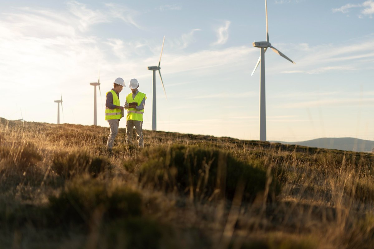 Contribute your field-based and analytical approaches illustrating challenges and solutions for dealing with uncertainty when assessing #biodiversity risks and impacts from #onshore and #offshore wind energy projects. cww2023.org 

Image: Freepik #CWW2023 #WindEnergy