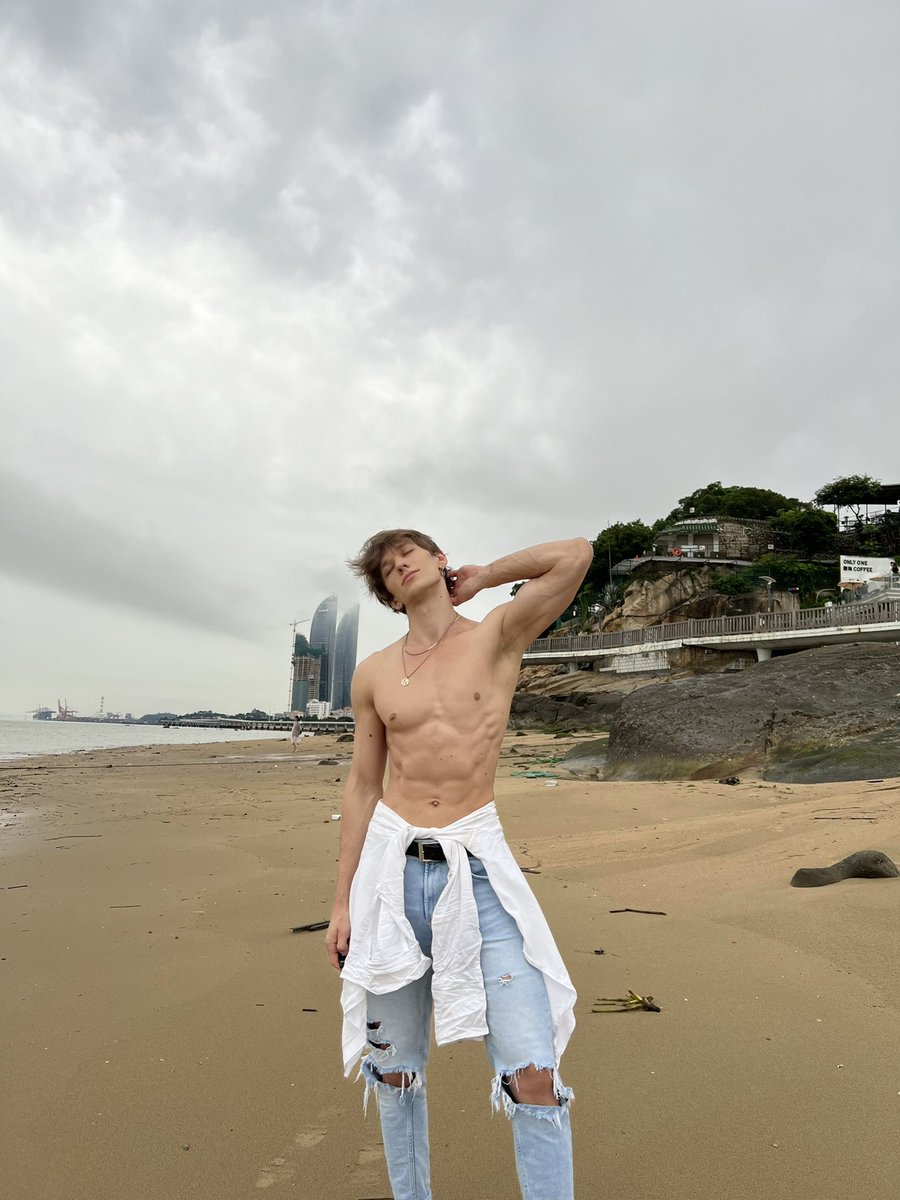 Andrii Shine on Twitter: "☀️ catch the moment"