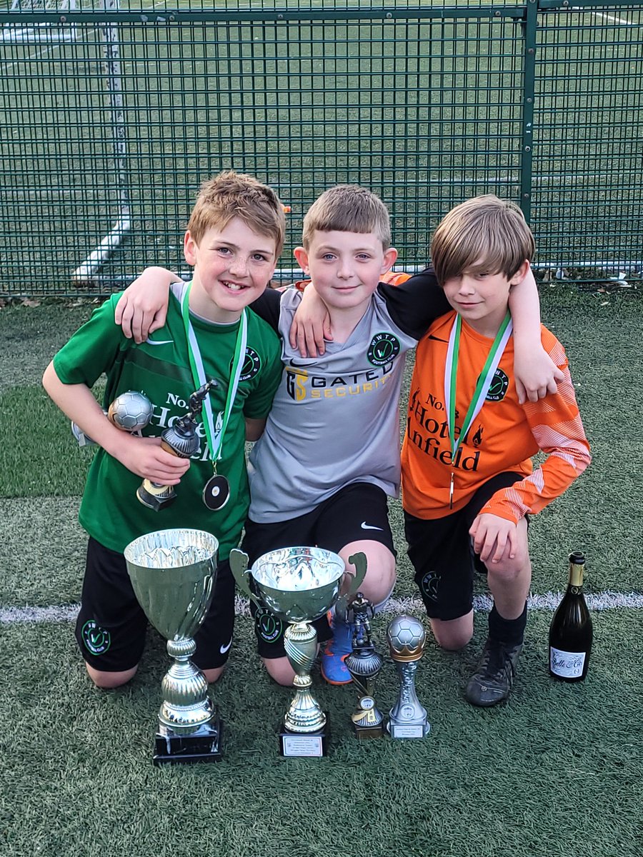 edwards_03's tweet photo. Well done to these 3 talented @SFDS_liverpool footballers.

Scotland road u11 league, cup, and supercup champions 🏆 🏆🏆 https://t.co/pxKcFcSSYg