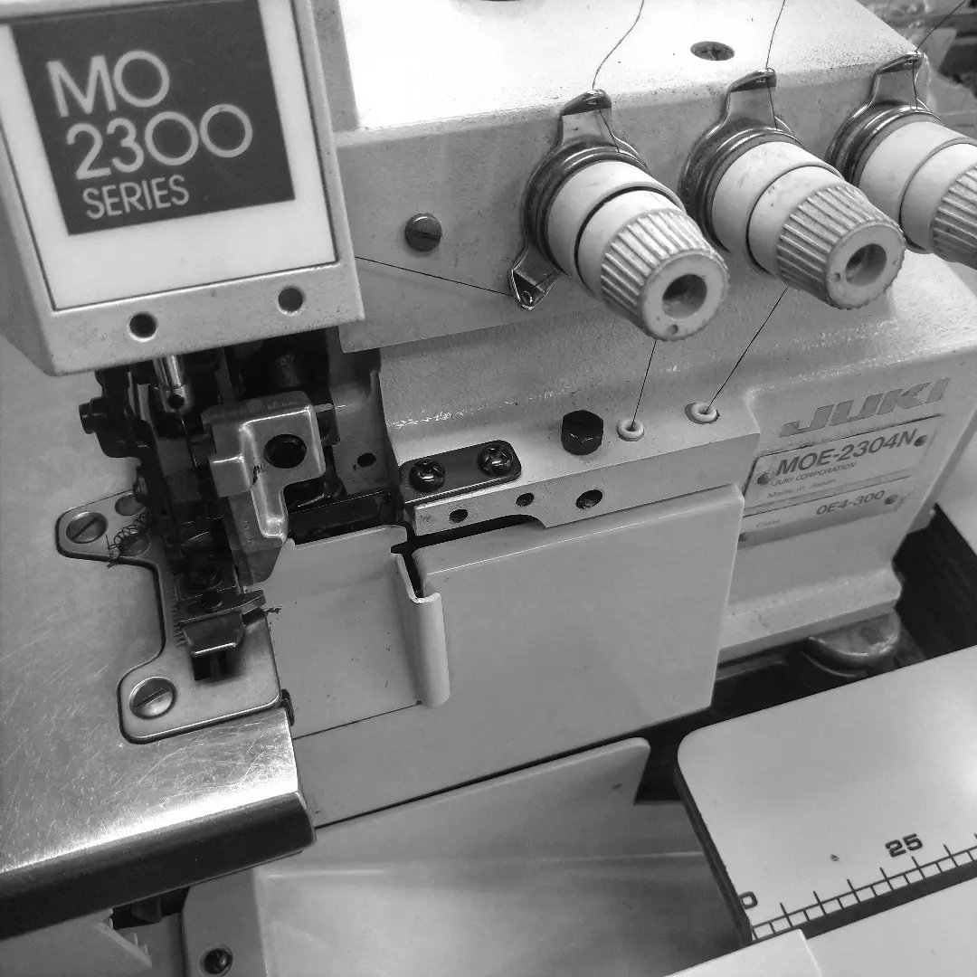 mishinyakonishi's tweet image. 【MO-2304N】工業用ロックミシン
#juki
問題点に気づくのはまだまだ難しい
積み重ねで経験値を増やしていこう

#jukisewingmachine #mishin #sewing #sewingmachine #machine #monochrome #ジューキ #ミシン #ロックミシン #ミシン屋 #工業用ミシン #モノクロ #モノクロ写真