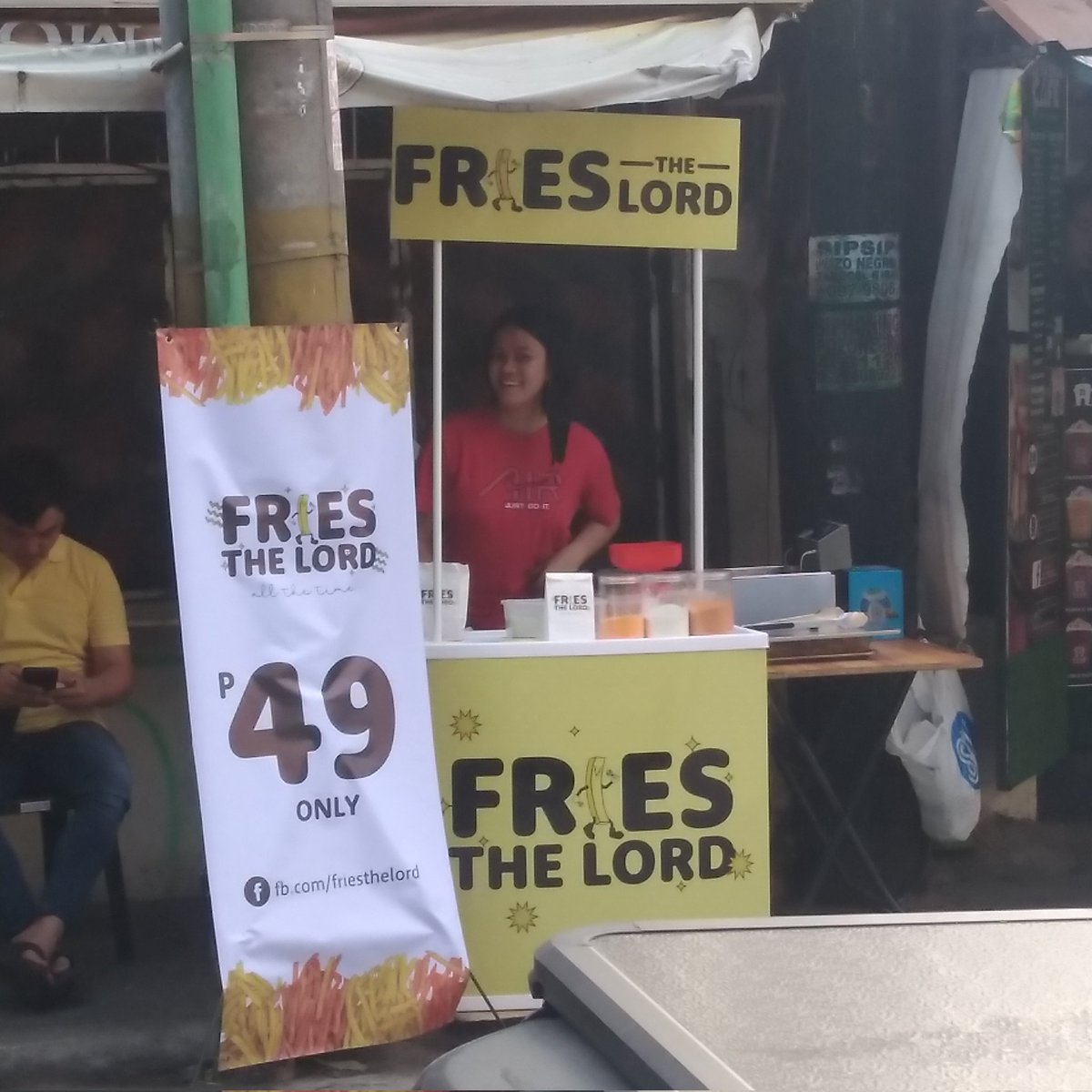 cupofjayem's tweet photo. FRIES THE LORD https://t.co/9wOoKIcQzy