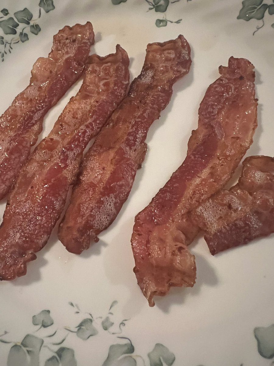 Gm!!! Who loves bacon as much as I do?