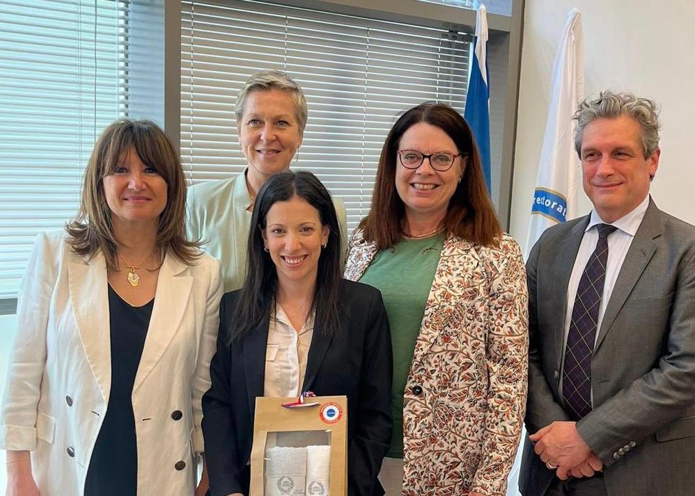 ToineBourrat's tweet photo. En visite officielle en #Israel dans le cadre des travaux de la @CSNUMPOST. 
Merci à nos hôtes pour cette immersion dans l'écosystème de la #sécurité #numérique de #TelAviv à #BeerSheva .
La 2ème #cyber puissance du monde doit nous inspirer dans ce secteur régalien stratégique. https://t.co/Za3hvzp8T2