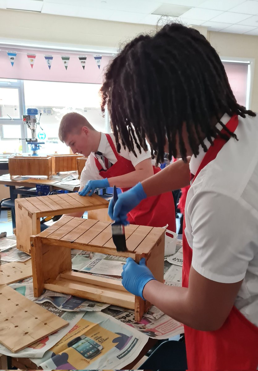 lawnswoodschool's tweet photo. Y11 #Construction students are finishing their last coursework piece this morning #confidence #creativity https://t.co/bTOQbT9Qkm
