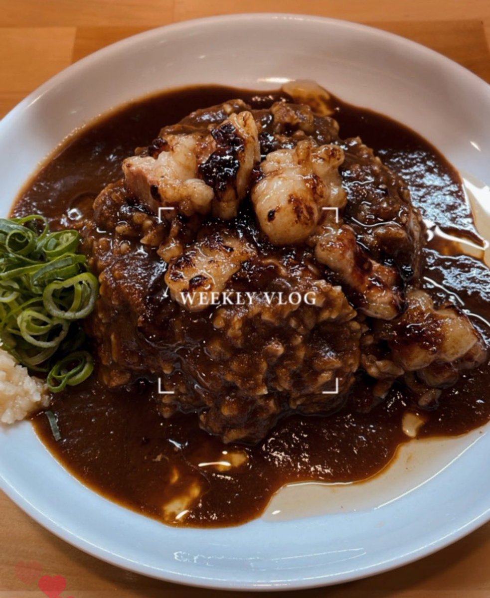 neneyuuki53's tweet photo. おつねね😍😍
今日のドリンクは沖縄黒糖ミルク🥰
そしてホルモンカレー食べた😘
明日はこのプリンプリンの髪の毛を染めてもらいます🍮💕うれしっ🥰
今日も1日お疲れ様✨✨
#カフェタイム #ホルモンカレー https://t.co/I9LKgB2xsz