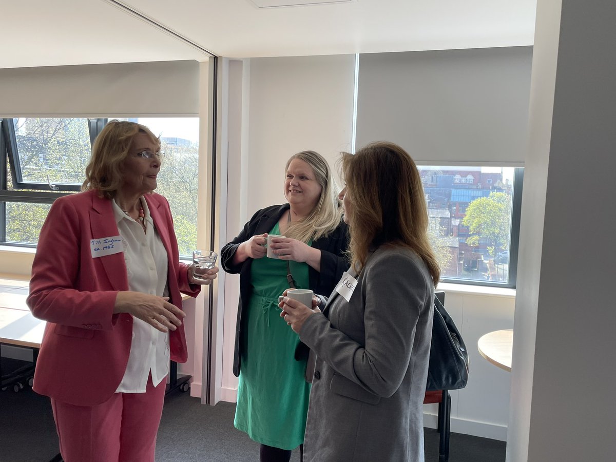 CMBoggiano's tweet photo. Great start to the @AllianceMBS #WLiB Women Leading in Business April Networking & Guest Speaker Session. Thanks to #GillianDrakeford for sharing her career lessons and thoughts on leadership! https://t.co/P63WPGFr8P