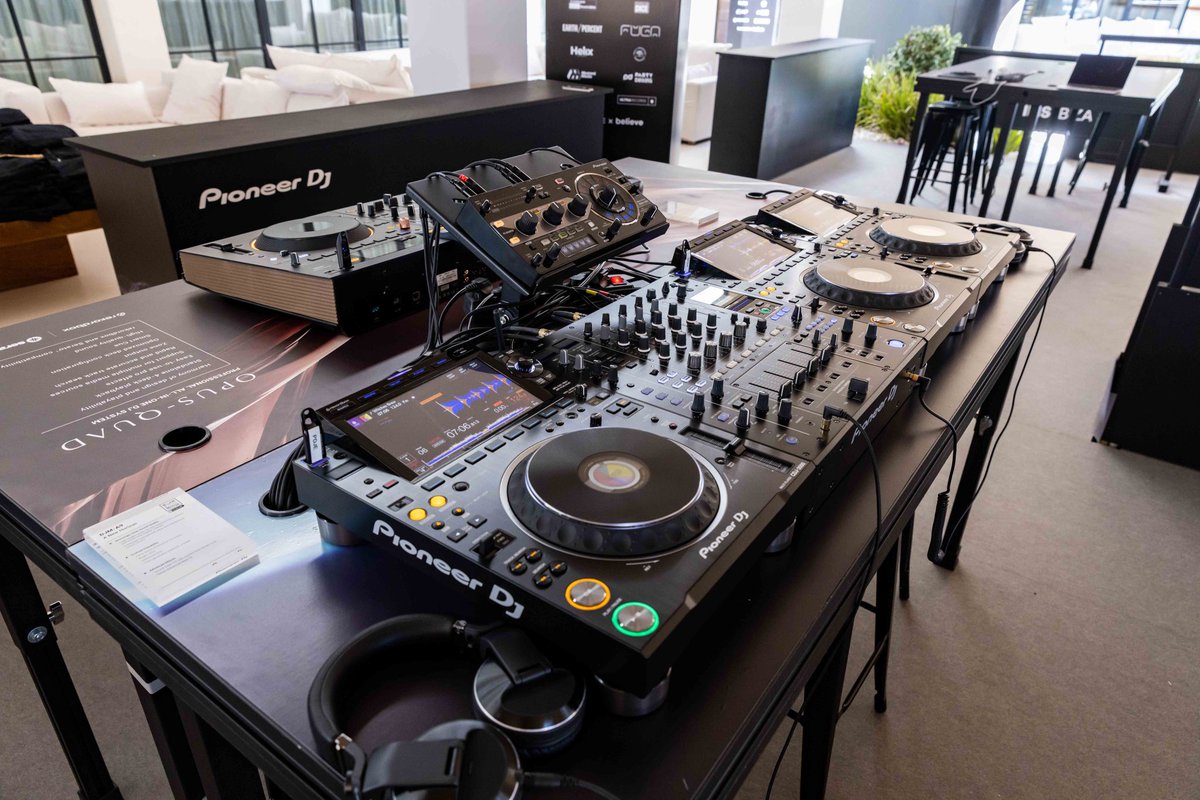 Pioneer DJ on Twitter "We have arrived at 2023 🎚 As well as