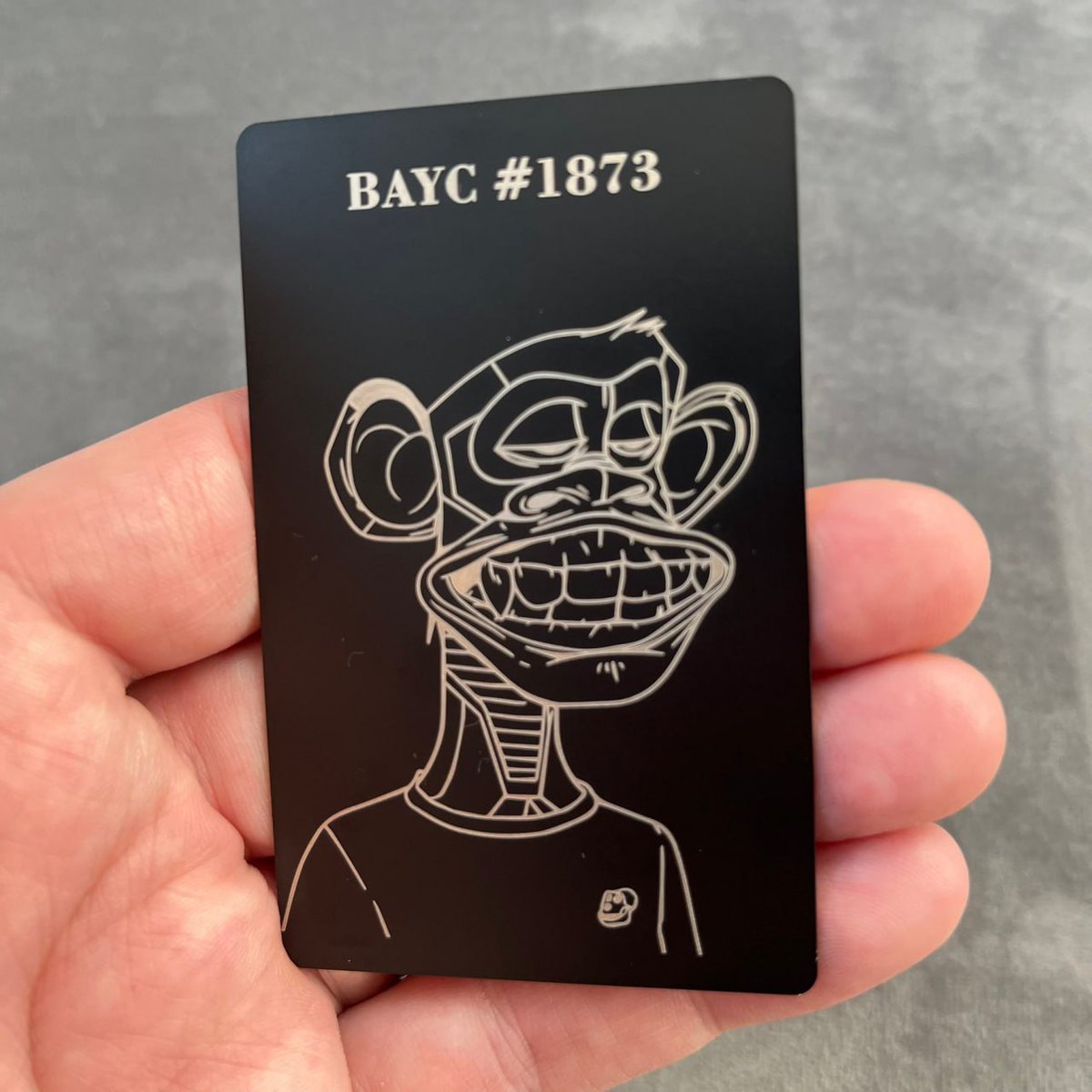 Donard_eth's tweet photo. Introducing my Visa card featuring unique NFT images! 💳🎨🌟 https://t.co/eyscMy7nZy