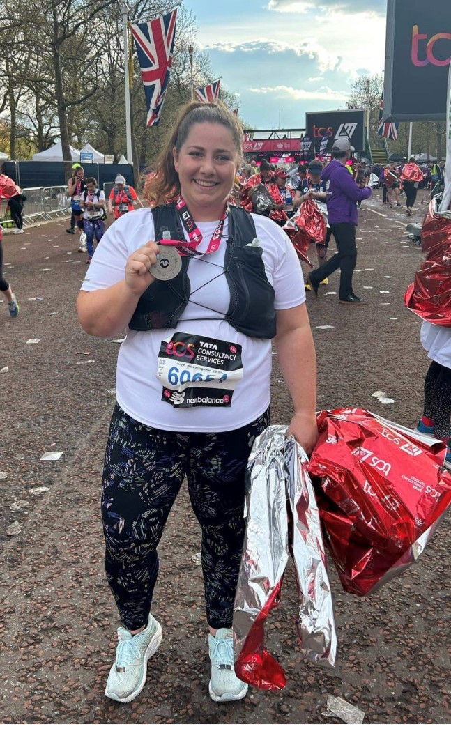 CheshireFire's tweet photo. Congratulations to CM Laura Wheelton and Firefighter Jack Gaskell who both completed the London Marathon at the weekend!

A fantastic amount of money raised for two amazing causes.

Laura for @CR_UK -  https://t.co/ZkHh4e2H6Z 
Jack for @firefighters999 - https://t.co/GVD4DRaPia https://t.co/065RO0US5A