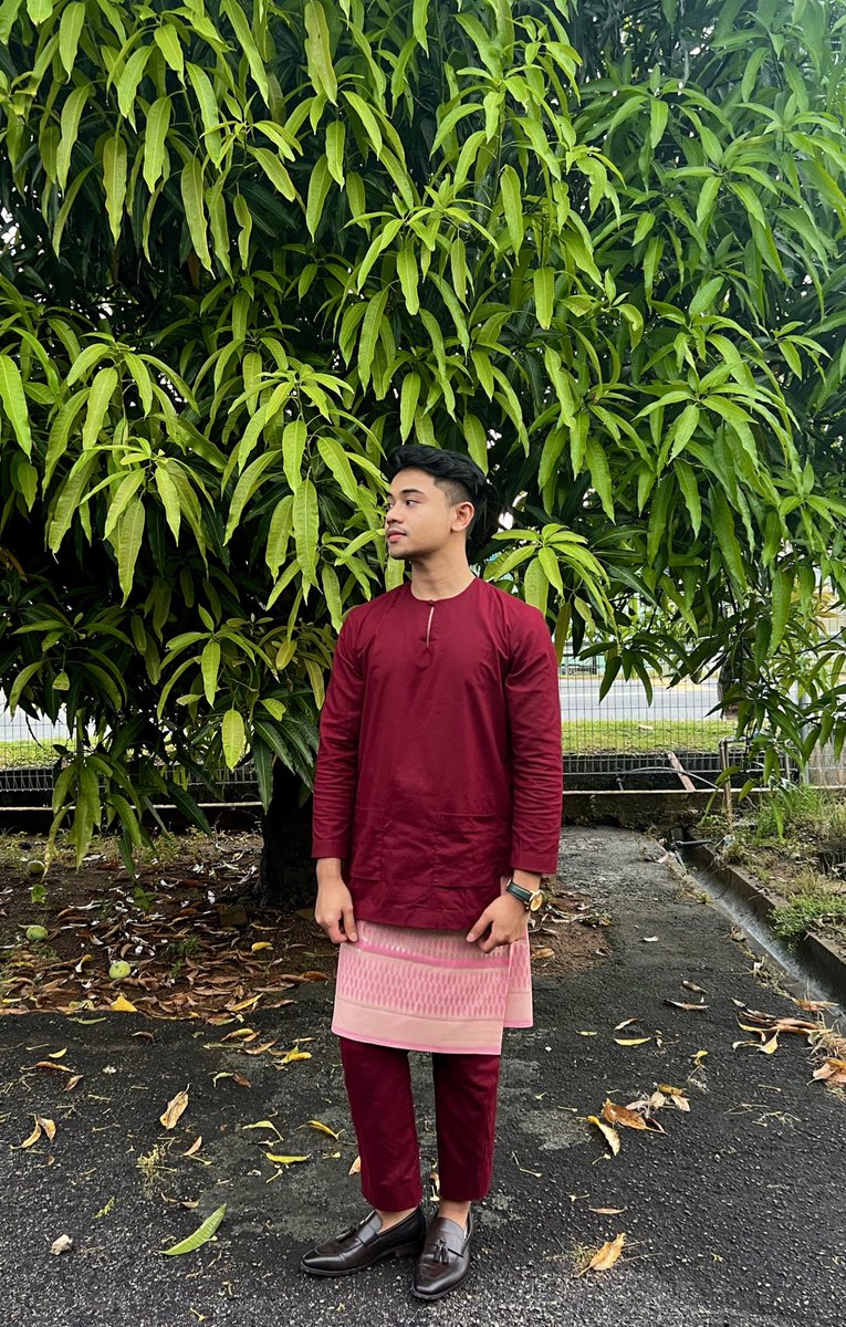 Irfansyahzz's tweet photo. Semerah Cinta kita eh!! ❤️ https://t.co/UMcu7CeFdZ