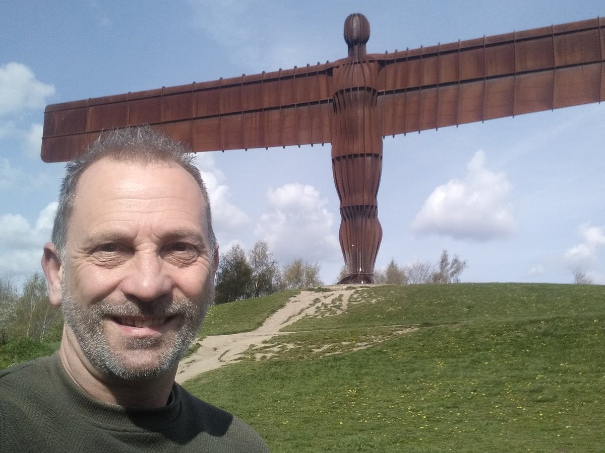 Geoff Bloom tweet media