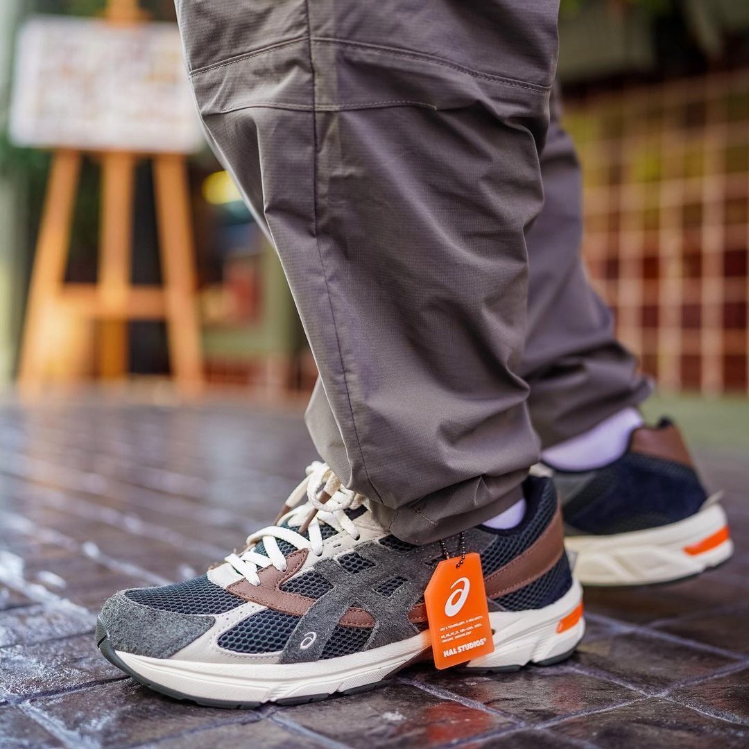 asics hal studio