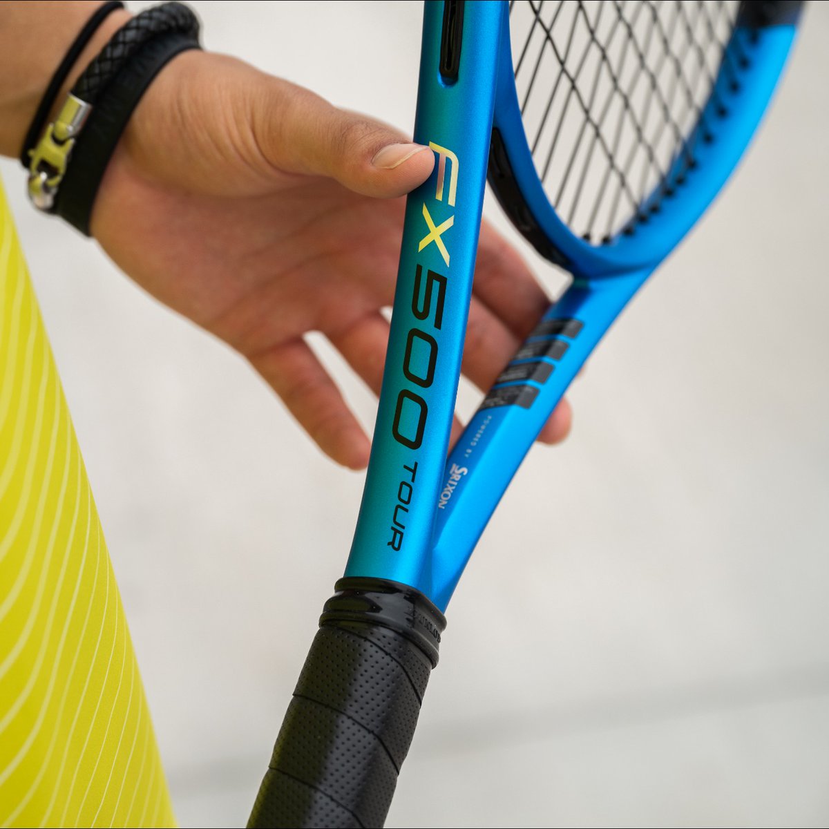 dunloptennis's tweet photo. Power up your game with the FX500 Tour.

The power you will get will make you feel comfortable, reliable and confident on every shot.

Once you try it, it's hard to go back!

#ForcesOfPower https://t.co/abFbAZ1DXR