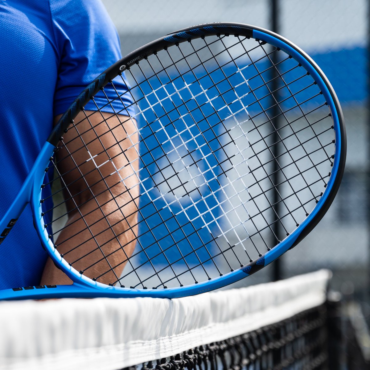 dunloptennis's tweet photo. Power up your game with the FX500 Tour.

The power you will get will make you feel comfortable, reliable and confident on every shot.

Once you try it, it's hard to go back!

#ForcesOfPower https://t.co/abFbAZ1DXR