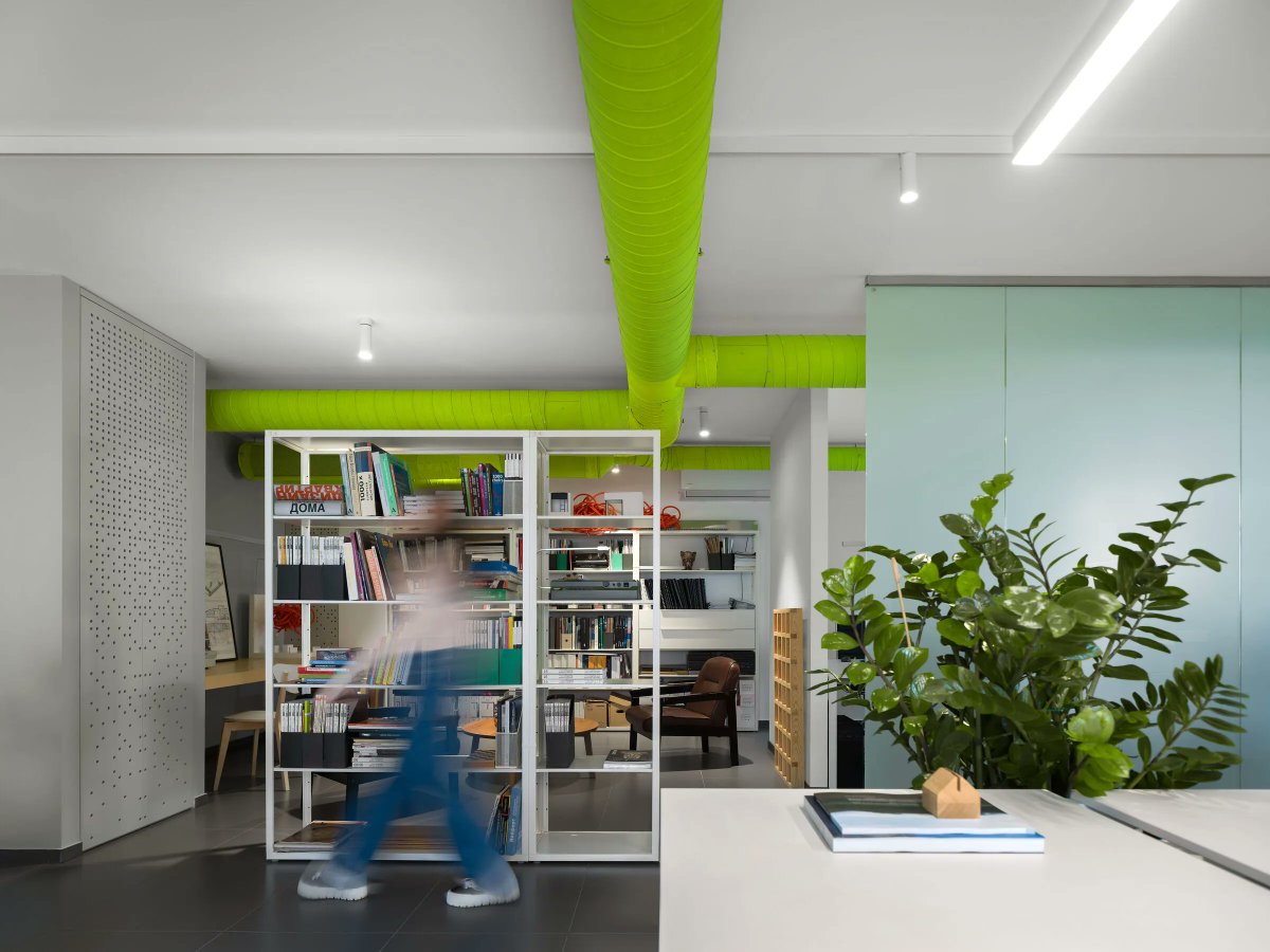Archello's tweet photo. A61&amp;YY Office
by A61 Architectural bureau
https://t.co/BmydvUIHg1

Photo: Dmitry Chebanenko https://t.co/O2LBEcijxO