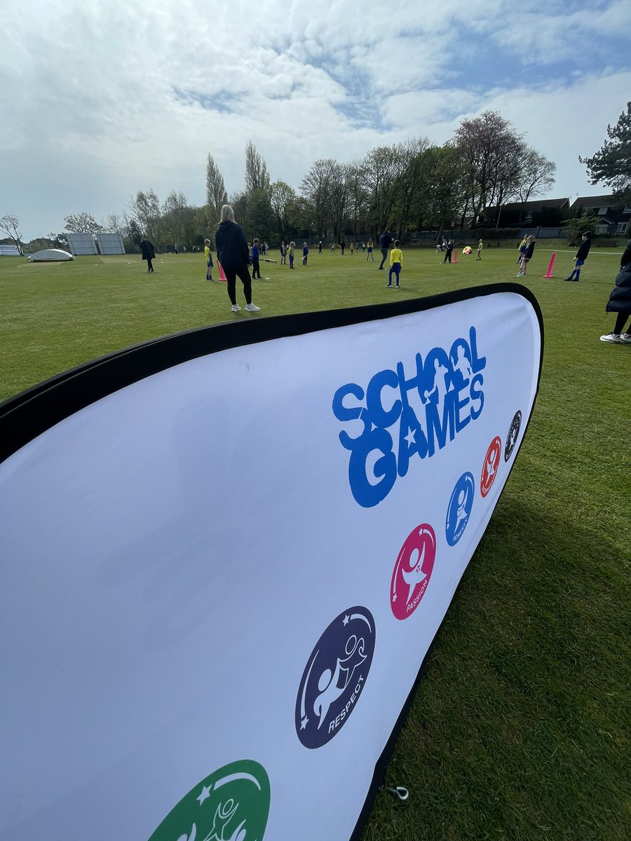 Halton School Games (@halton_sg) on Twitter photo Today we are at Runcorn Cricket Club playing some Diamond Cricket! <a href="/RuncornCC/">Runcorn Cricket Club</a> <a href="/DynamosCricket/">Dynamos Cricket</a> Today we are at Runcorn Cricket Club playing some Diamond Cricket! <a href="/RuncornCC/">Runcorn Cricket Club</a> <a href="/DynamosCricket/">Dynamos Cricket</a>