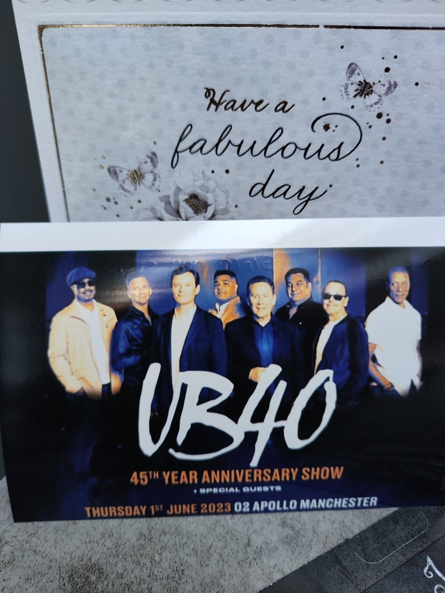 taurusmcfc's tweet photo. What better 45th birthday gift from my best friend than a 45th anniversary show for UB40 😃 #UB40 #45today 🎂 https://t.co/1rqxw7gzw5
