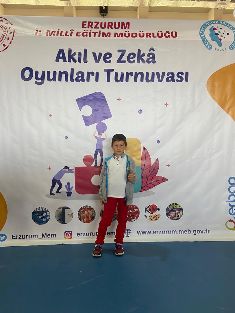 Bugdayli25's tweet photo. İl Milli Eğitim Müdürlüğümüz tarafından düzenlenen Akıl ve Zeka oyunları turnuvasına katılan öğrencimizi tebrik eder. Başarıların devamını dileriz.
@skaygusuz
@Erzurum_Mem
@koprukoymem
@omer25guney https://t.co/yILNPQpX0j
